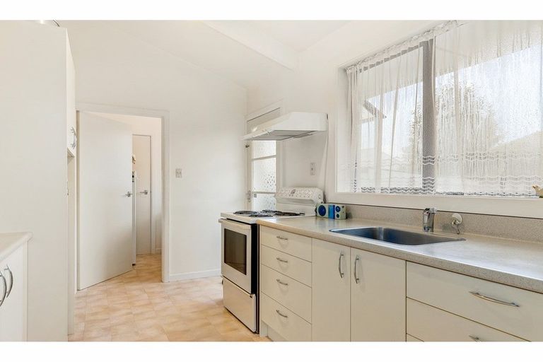 Photo of property in 16a Fenhall Street, Russley, Christchurch, 8042