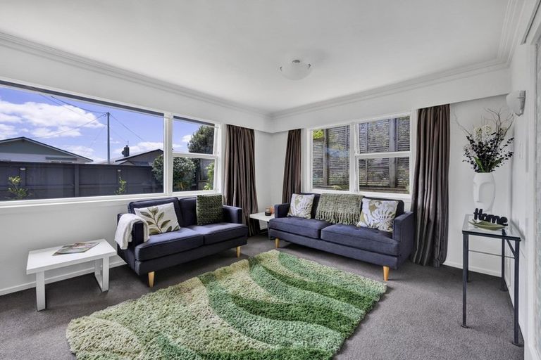 Photo of property in 70 Pendarves Street, New Plymouth, 4310