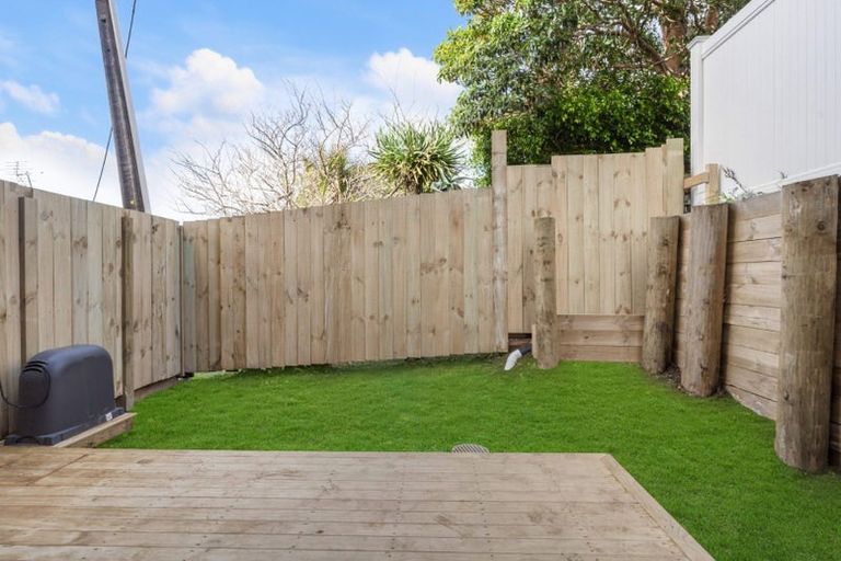 Photo of property in 7/1 Roseberry Avenue, Birkenhead, Auckland, 0626