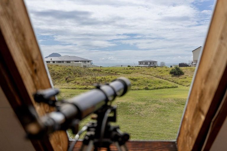 Photo of property in 8a Alpha Avenue, Coastlands, Whakatane, 3120