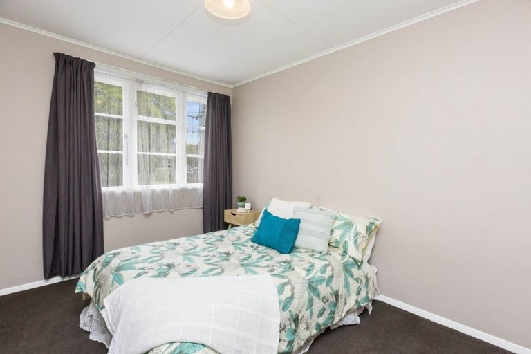 Photo of property in 12 Ngata Grove, Trentham, Upper Hutt, 5018
