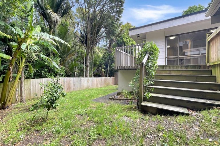 Photo of property in 3/8 Park Hill Road, Birkenhead, Auckland, 0626