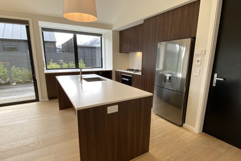 Photo of property in 17 Mckenzies Shute, Jacks Point, Queenstown, 9371