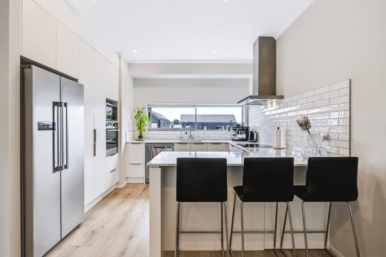 Photo of property in 35 Roundel Crescent, Whenuapai, Auckland, 0618