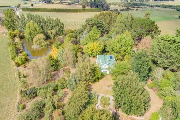 Photo of property in 393 Chester Road, West Taratahi, Carterton, 5791