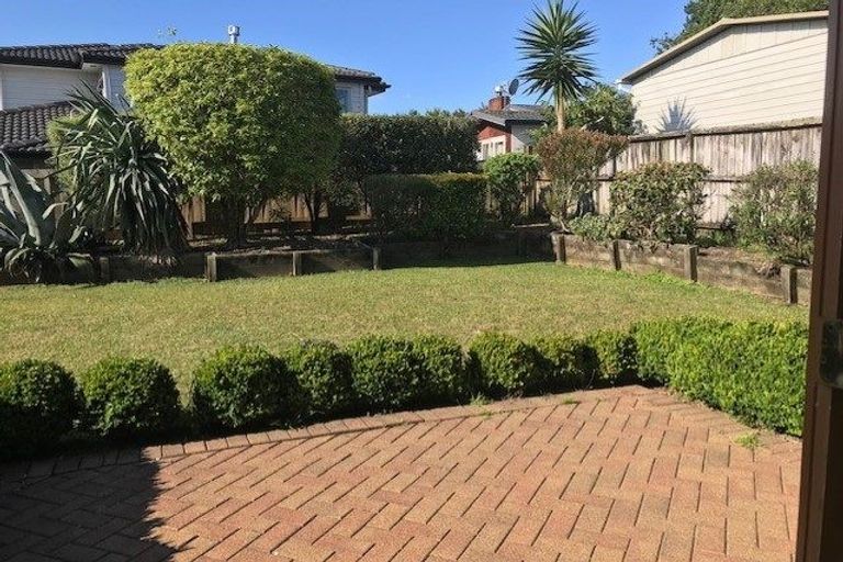 Photo of property in 71 Heaphy Street, Blockhouse Bay, Auckland, 0600
