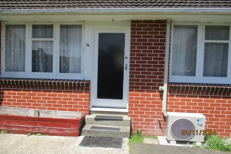 Photo of property in 83a Ward Street, Wallaceville, Upper Hutt, 5018