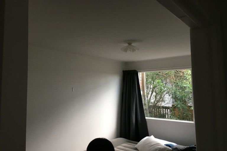 Photo of property in 3/17 Scarboro Terrace, Murrays Bay, Auckland, 0630