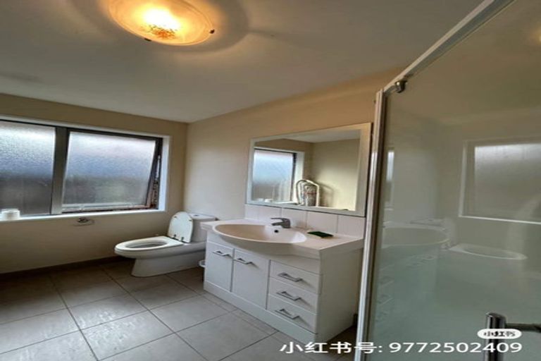 Photo of property in 43 Balgay Street, Upper Riccarton, Christchurch, 8041