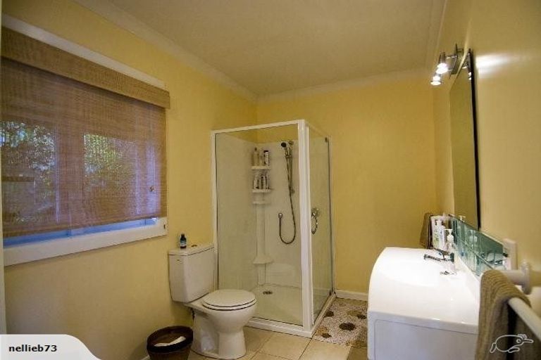 Photo of property in 98 Milton Road, Bluff Hill, Napier, 4110