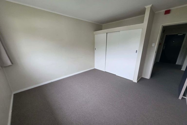 Photo of property in 95 Farmer Crescent, Taita, Lower Hutt, 5011