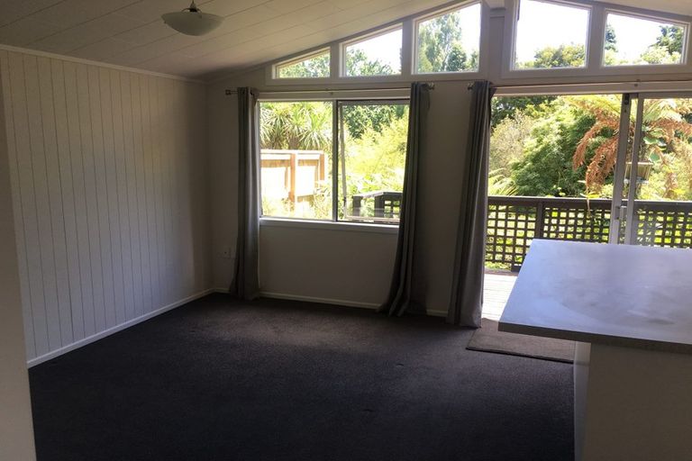 Photo of property in 8 Lynwood Place, Chedworth, Hamilton, 3210