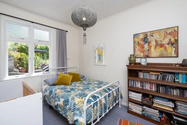 Photo of property in 8 Goldsmith Terrace, Hospital Hill, Napier, 4110