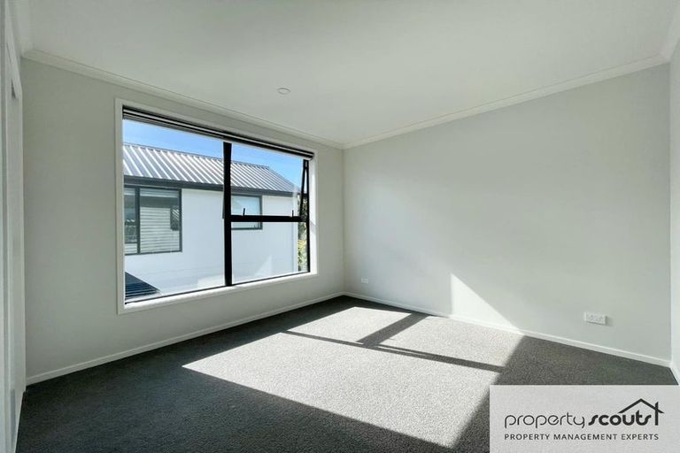 Photo of property in 20 Discovery Place, Marfell, New Plymouth, 4310