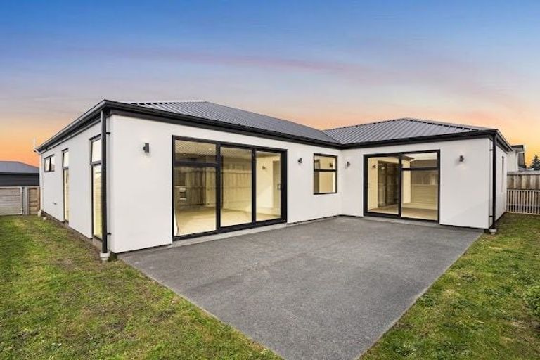 Photo of property in 17 Sedge Street, Belfast, Christchurch, 8051