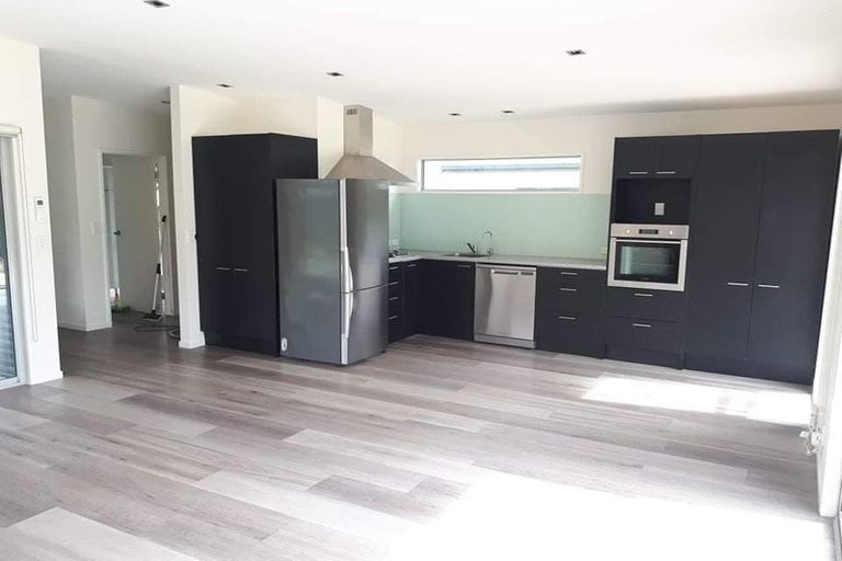 Photo of property in 141 Kent Street, Kingston, Athol, 9793