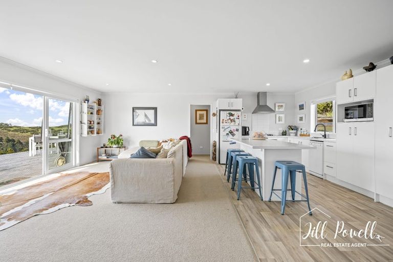 Photo of property in 611 Bickerstaffe Road, Maungaturoto, 0587