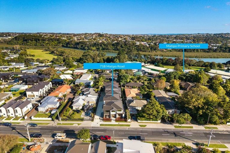 Photo of property in 71b Matipo Road, Te Atatu Peninsula, Auckland, 0610
