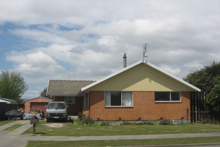 Photo of property in 7 Tralee Place, Bishopdale, Christchurch, 8053