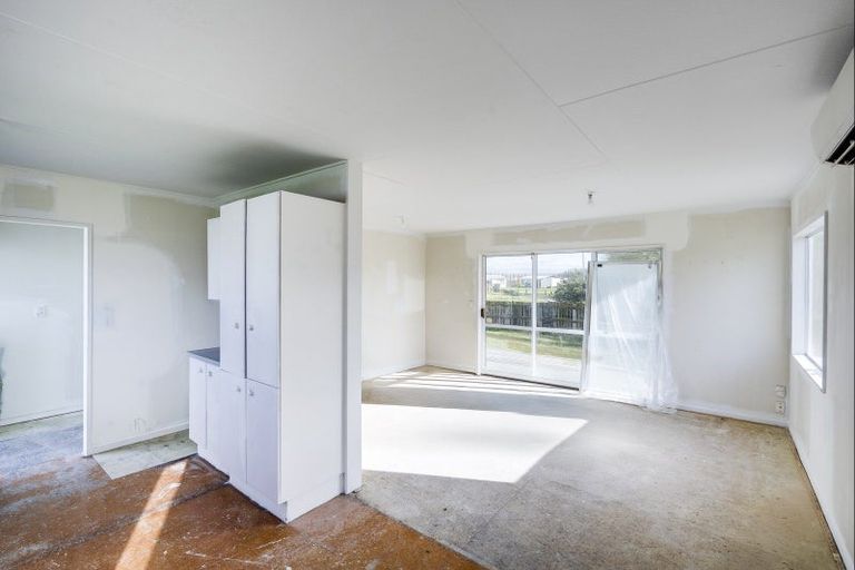 Photo of property in 350 Flaxmere Avenue, Flaxmere, Hastings, 4120