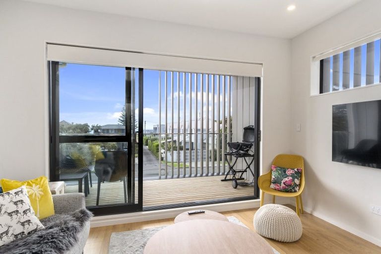 Photo of property in 406a Hibiscus Coast Highway, Orewa, 0931