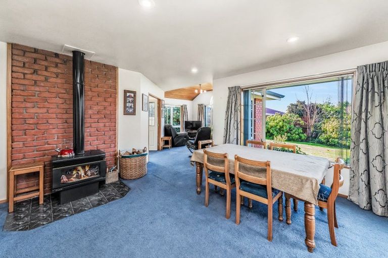 Photo of property in 2 Auden Common, Rolleston, 7614