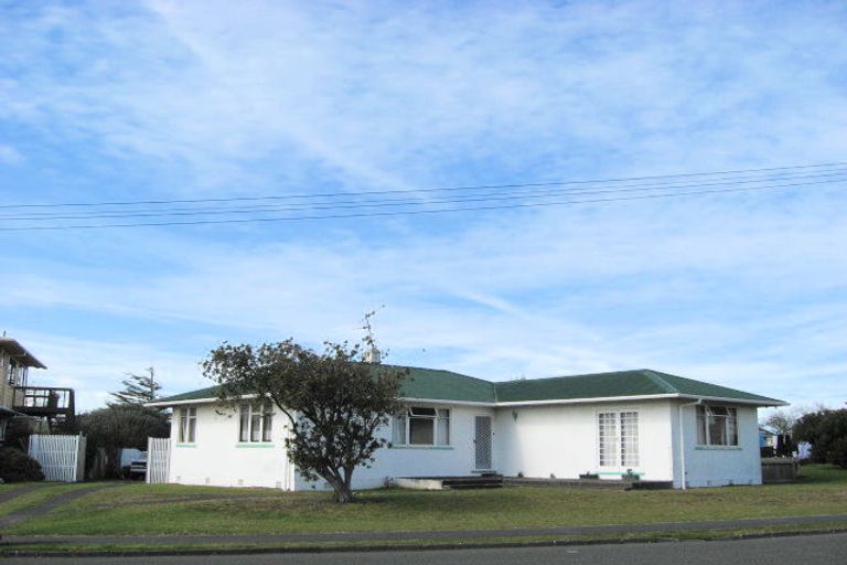 Photo of property in 187 Parsons Street, Tawhero, Whanganui, 4501