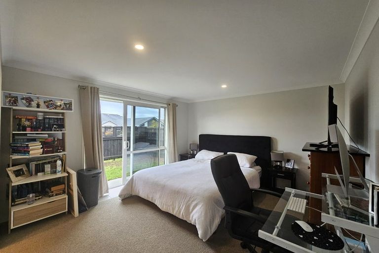 Photo of property in 1 Jeffs Way, Papamoa Beach, Papamoa, 3118