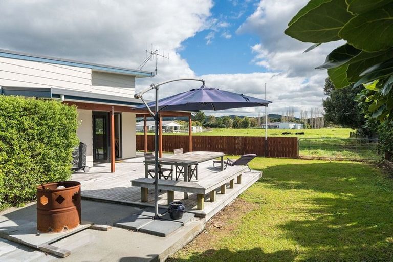 Photo of property in 10 Somners Way, Waipu, 0510