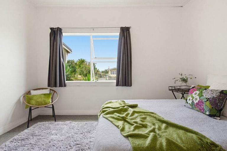 Photo of property in 255 Lytton Road, Elgin, Gisborne, 4010