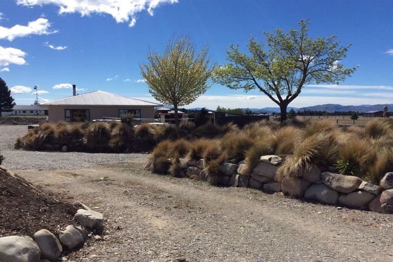 Photo of property in 9 The Drive, Twizel, 7999