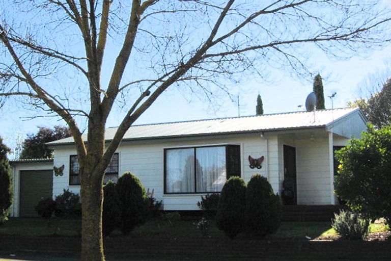 Photo of property in 5a Grant Street, Havelock North, 4130