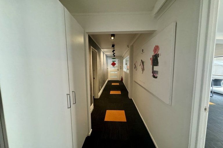 Photo of property in 54 Ponsonby Road, Karori, Wellington, 6012