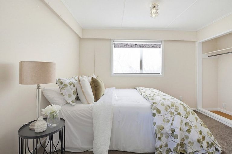 Photo of property in 146 Conclusion Street, Ascot Park, Porirua, 5024