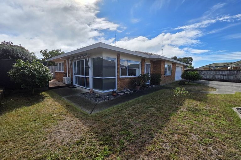 Photo of property in 19b Blake Boulevard, Papamoa Beach, Papamoa, 3118
