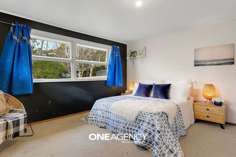 Photo of property in 183 Helston Road, Paparangi, Wellington, 6037