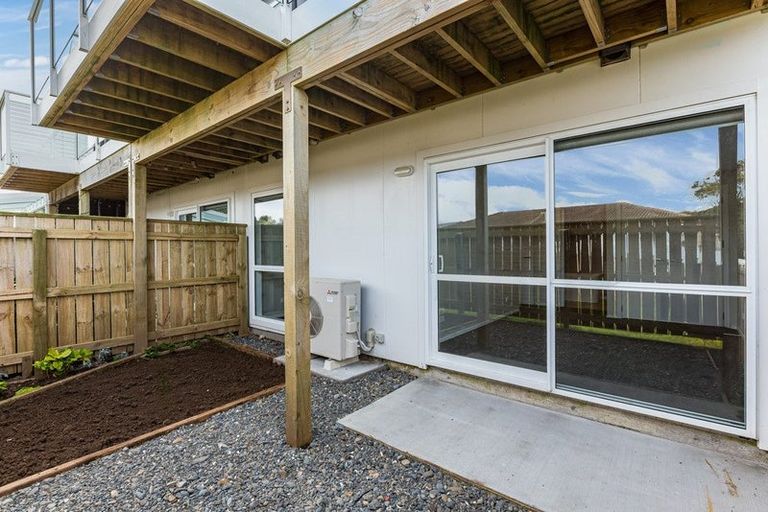 Photo of property in 3 Kopua Place, Whitby, Porirua, 5024