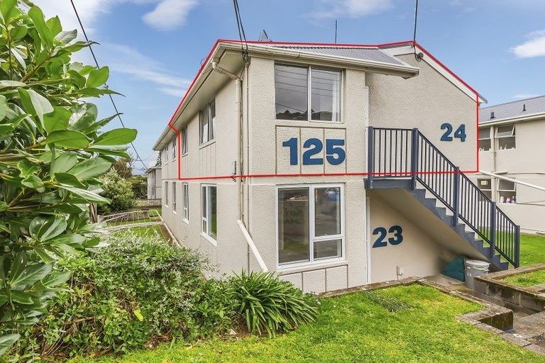 Photo of property in 24/125 Queens Drive, Lyall Bay, Wellington, 6022