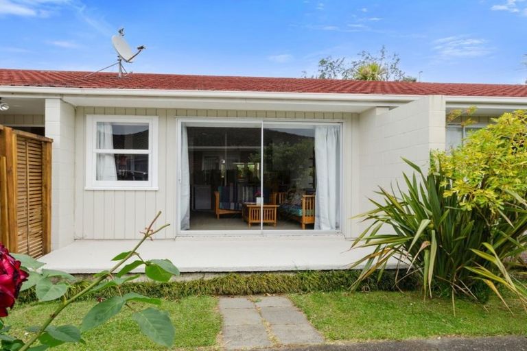 Photo of property in 1/7 Pamela Place, New Lynn, Auckland, 0600