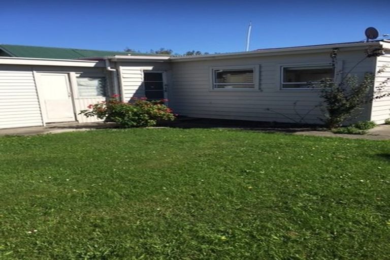 Photo of property in 38 Saint Johns Street, Woolston, Christchurch, 8062