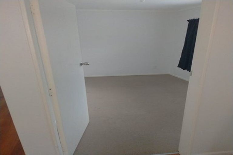 Photo of property in 12 Campbell Avenue, Paraparaumu, 5032