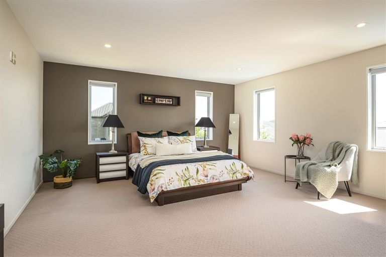 Photo of property in 64 Westpark Drive, Burnside, Christchurch, 8053