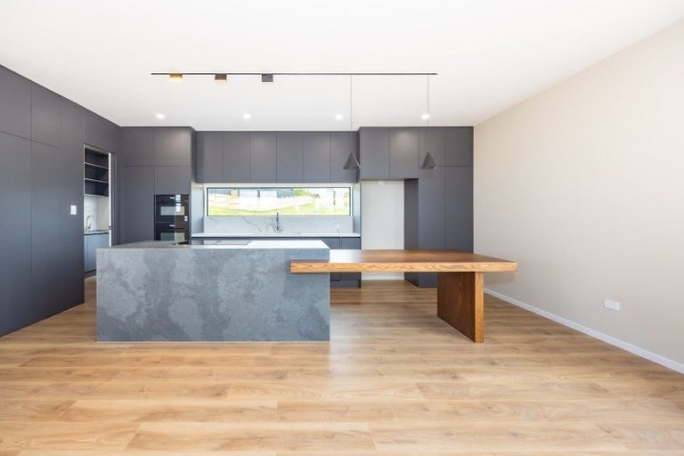 Photo of property in 30 Awanui Road, Red Beach, 0932