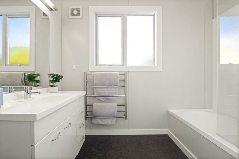 Photo of property in 64 Mckerrow Street, Shiel Hill, Dunedin, 9013