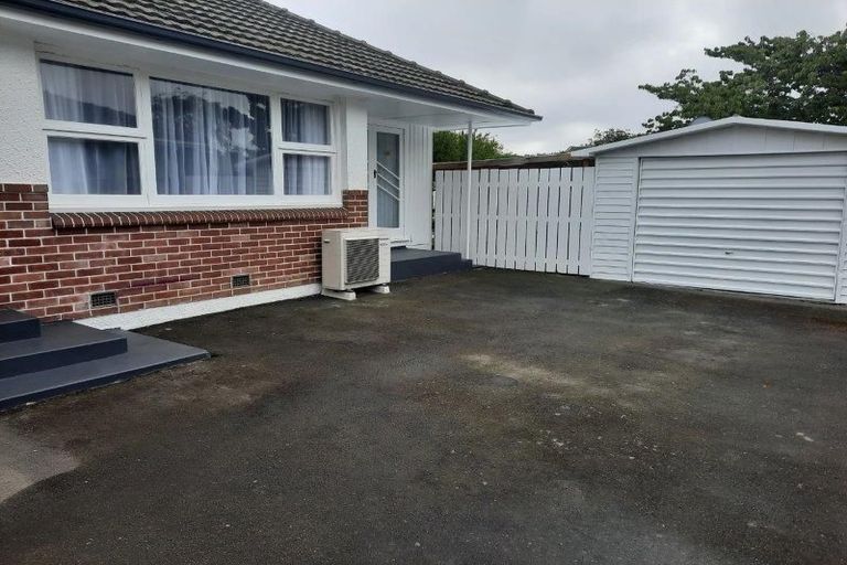 Photo of property in 11 Yarmouth Street, Aranui, Christchurch, 8061