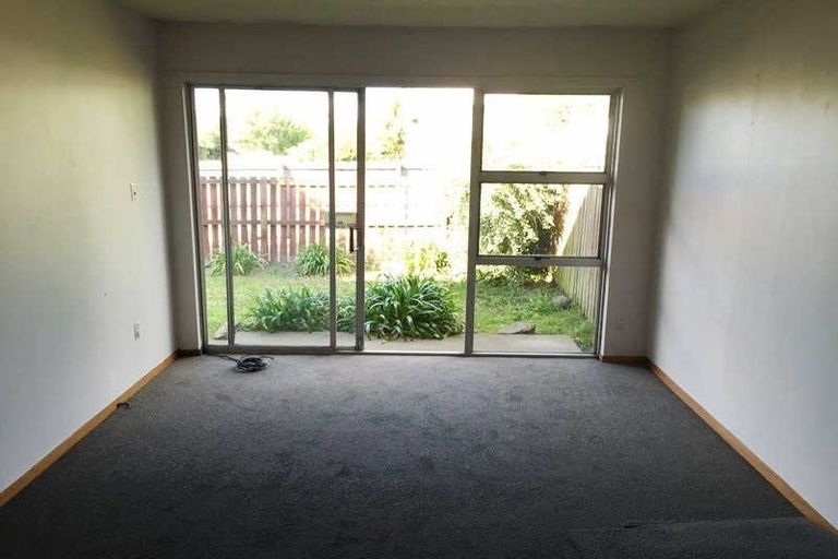 Photo of property in 1/45 Hay Street, Bromley, Christchurch, 8062