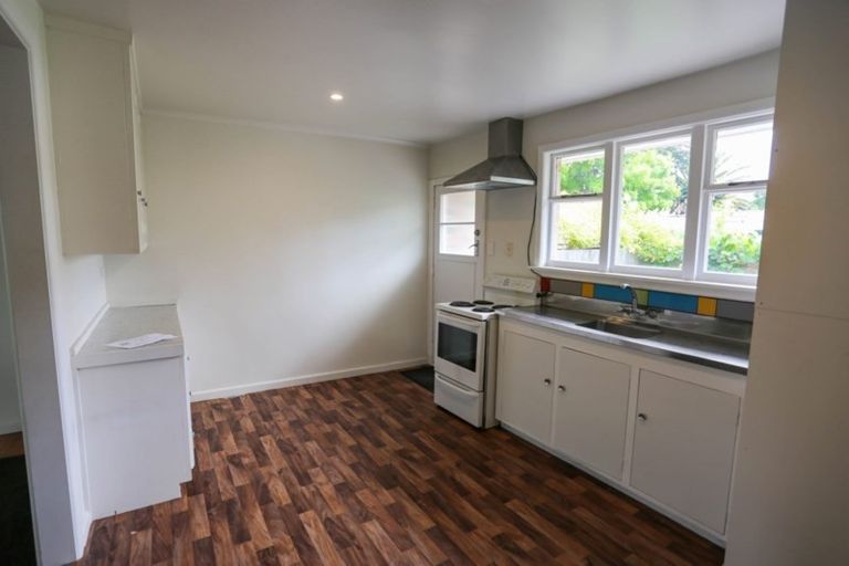 Photo of property in 1/2 Wilfrid Street, Ilam, Christchurch, 8041
