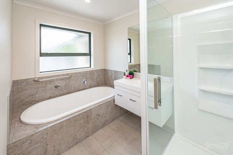 Photo of property in 35 Sussex Road, Springvale, Whanganui, 4501