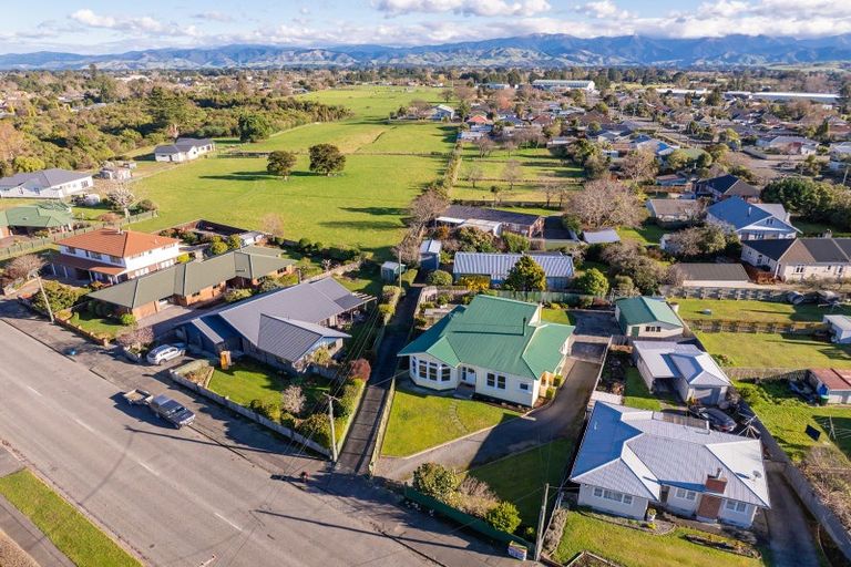 Photo of property in 122 Pownall Street, Masterton, 5810