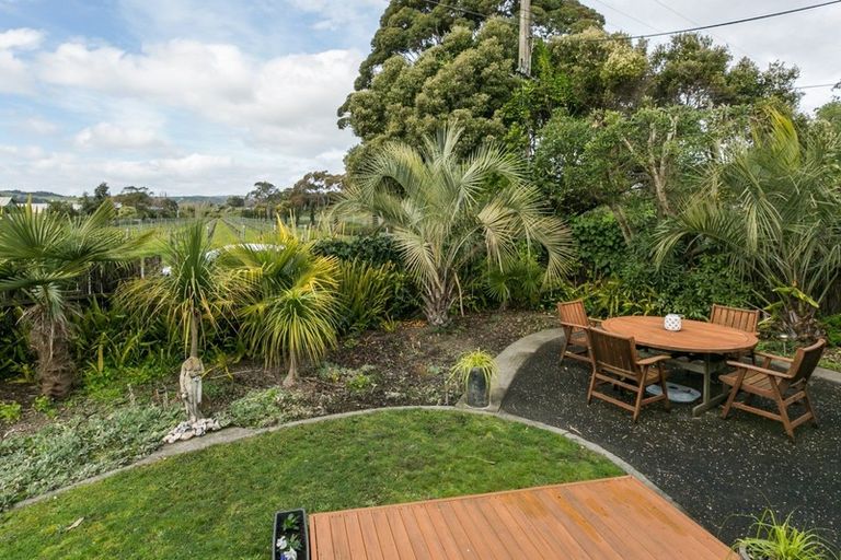 Photo of property in 28 Gordon Road, Te Awanga, 4102